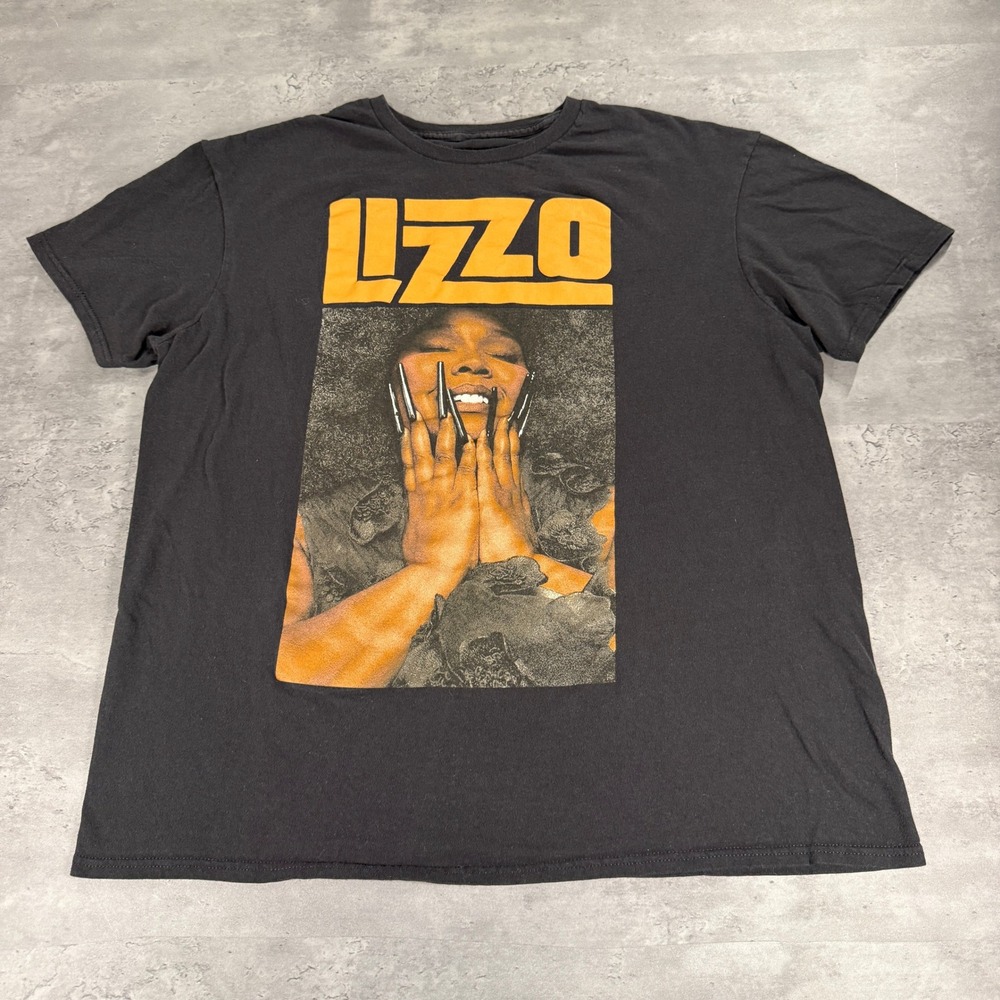 Lizzo Graphic T-Shirt‎ Womens XL Black Yellow Portrait Concert Merch Tee Rap